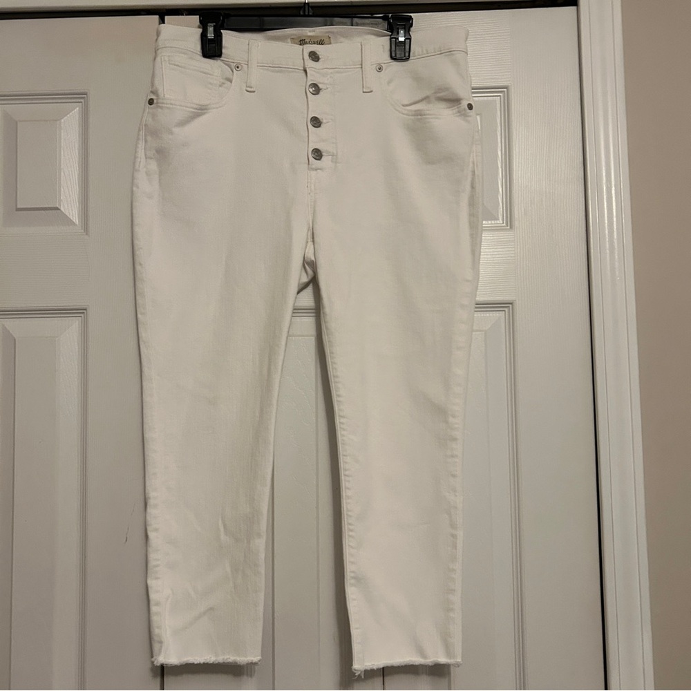 Madewell 9" Mid-Rise Skinny Jeans in Pure White Raw Hem Size 32 or 14